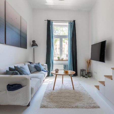 Black And White Apartment ブダペスト エクステリア 写真