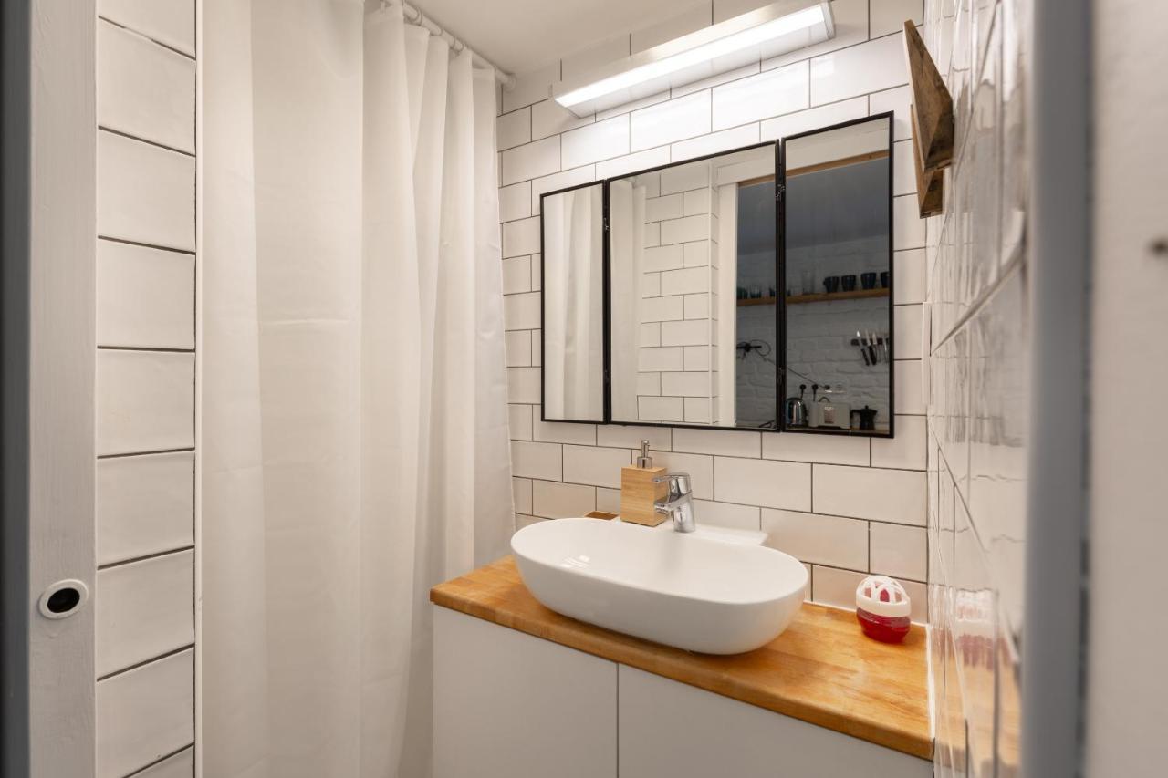 Black And White Apartment ブダペスト エクステリア 写真