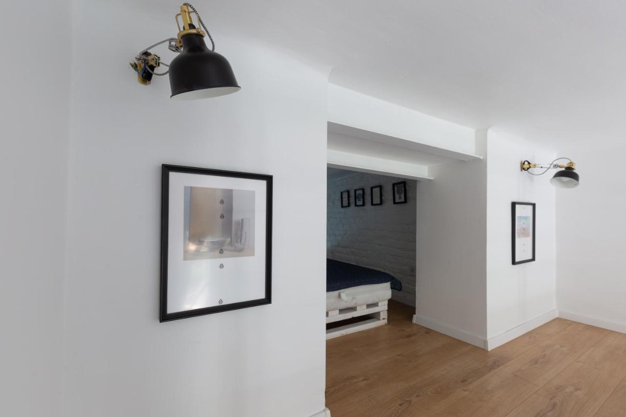 Black And White Apartment ブダペスト エクステリア 写真