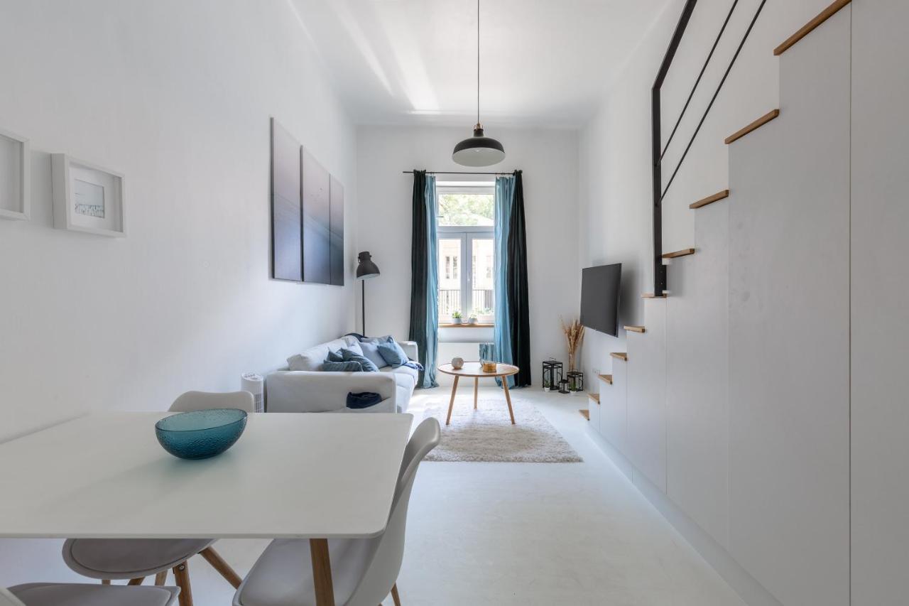 Black And White Apartment ブダペスト エクステリア 写真