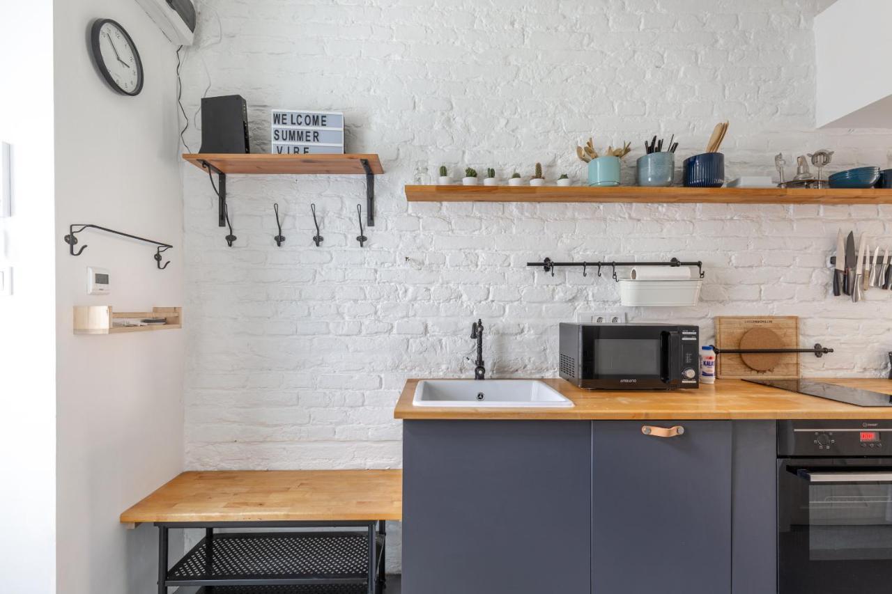 Black And White Apartment ブダペスト エクステリア 写真